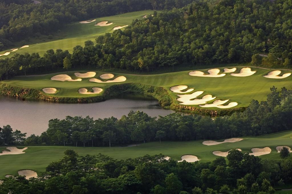 Mission Hills Golf Resort